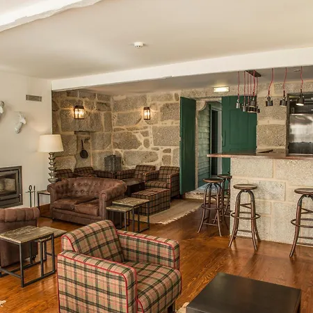 Casas Do Lupo נלאס