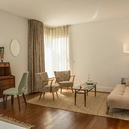 Casas Do Lupo בית הארחה 4*