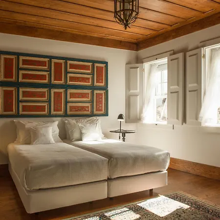 בית הארחה Casas Do Lupo 4*