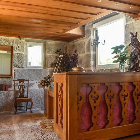 Casas Do Lupo 4* נלאס